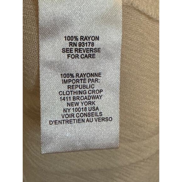 NWT Elie Tahari Embroidered Gauze Peasant top L - Picture 2 of 7